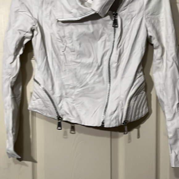 Bebe White Leather Jacket.  Size-S/P.  New without Tags. - Picture 3 of 7